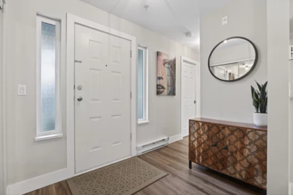 213 1189 Westwood Street, Coquitlam, BC