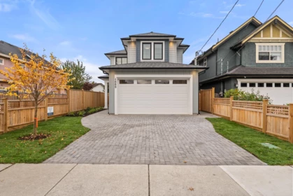 4880 Garry Street, Richmond, BC, Richmond — Single Family Residence for sale