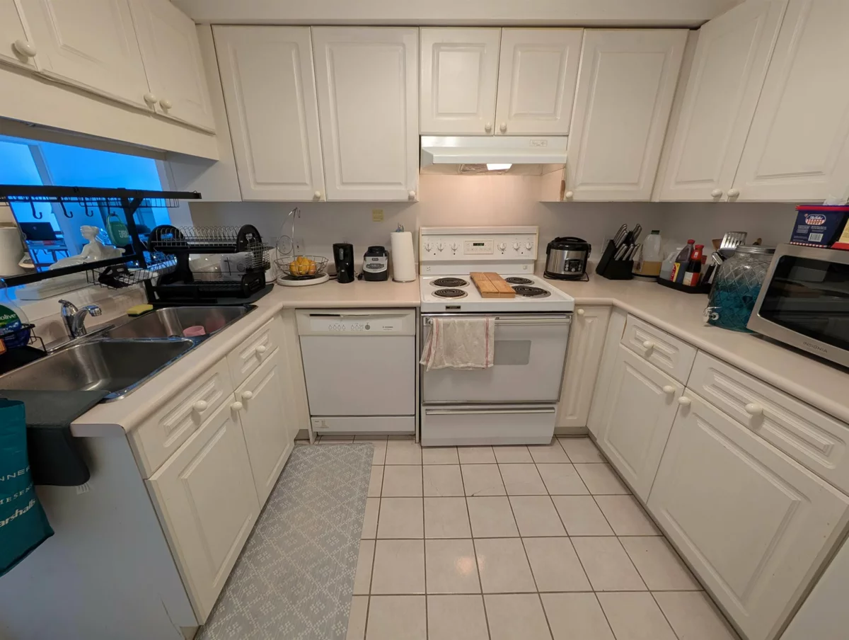 Primary Bathroom Photo of 204 7071 Blundell Road, Richmond, BC