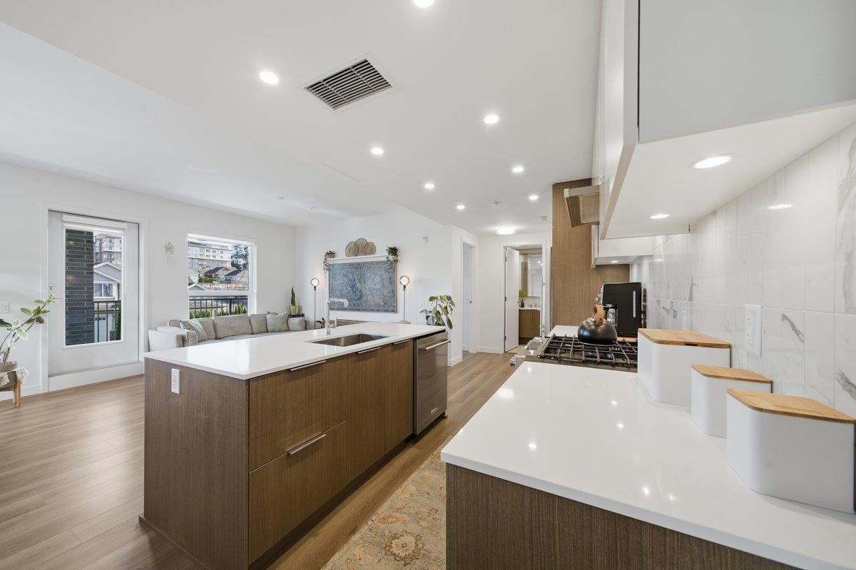 Breakfast Nook Photo of 303 645 Como Lake Avenue, Coquitlam, BC