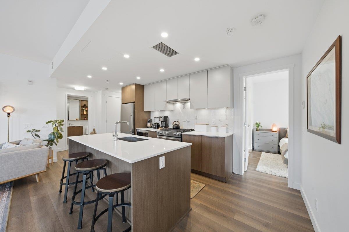 Pantry Photo of 303 645 Como Lake Avenue, Coquitlam, BC