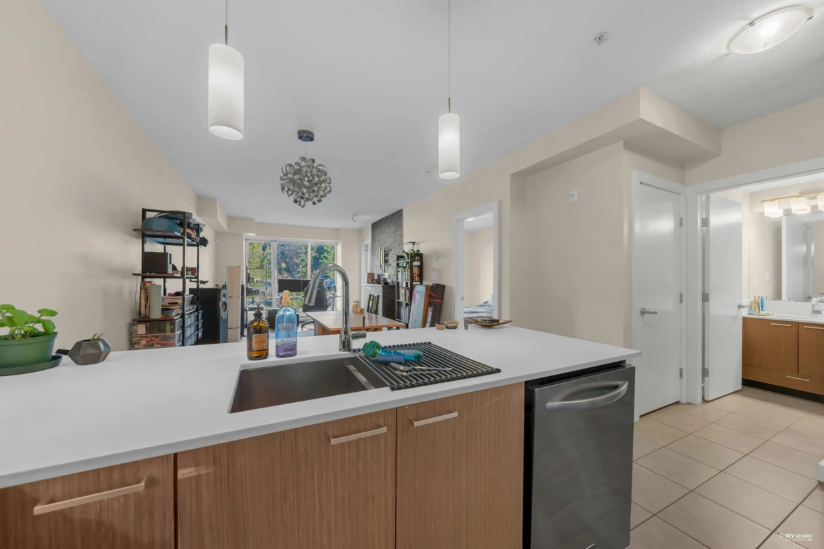 Dining Area Photo of 315 1330 Marine Drive, North Vancouver, BC