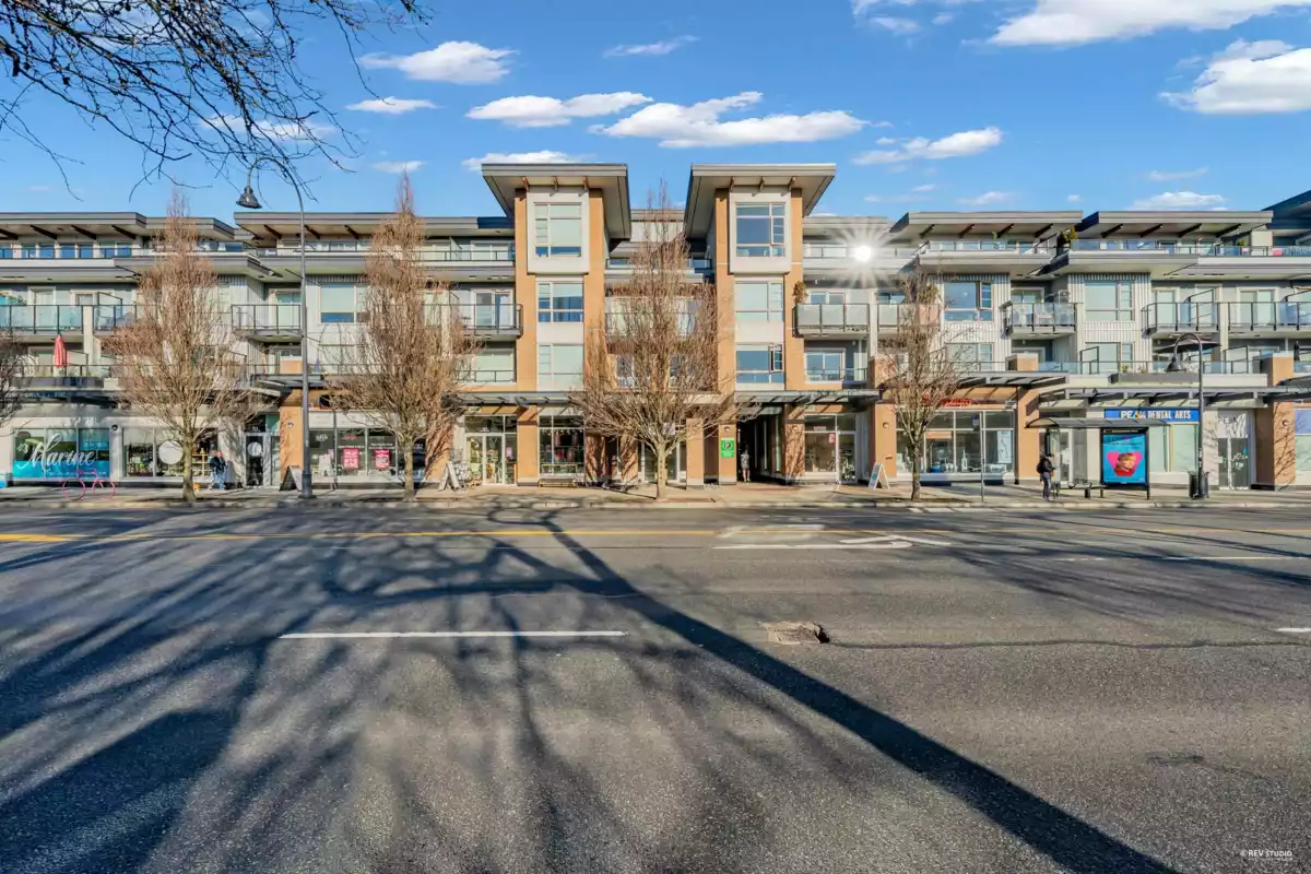 Mudroom Photo of 315 1330 Marine Drive, North Vancouver, BC