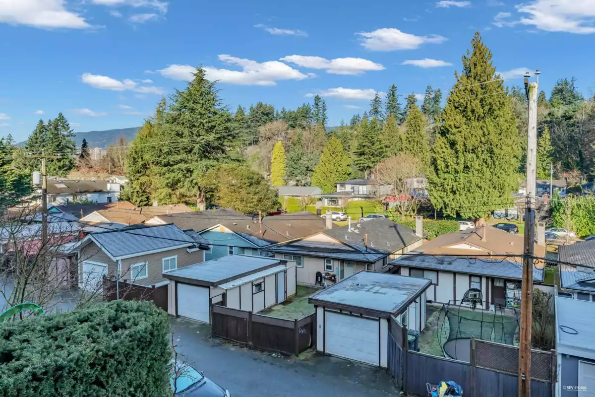 Outdoor Deck Photo of 315 1330 Marine Drive, North Vancouver, BC