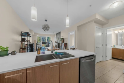 315 1330 Marine Drive, North Vancouver, BC