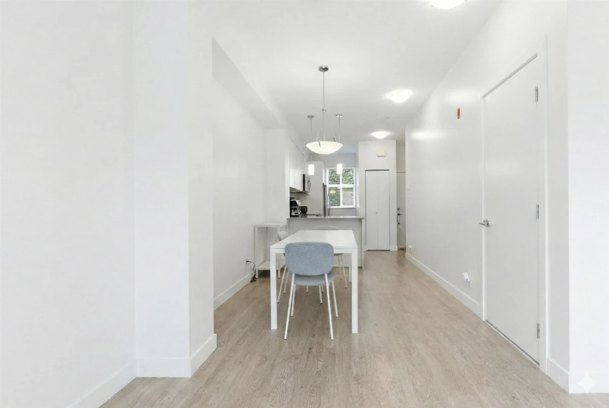 Kitchen Photo of 116 7250 18th Avenue, Burnaby, BC