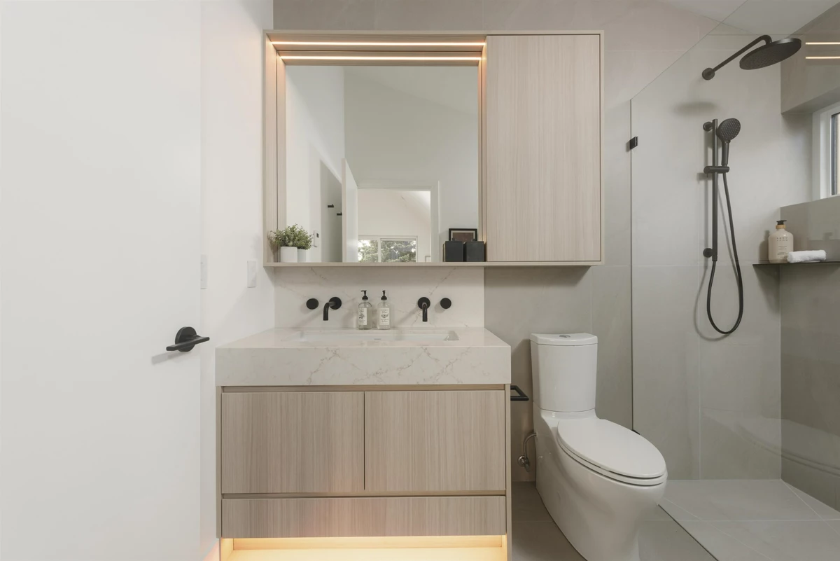 Staircase Photo of 1 2755 W 11th Avenue, Vancouver, BC