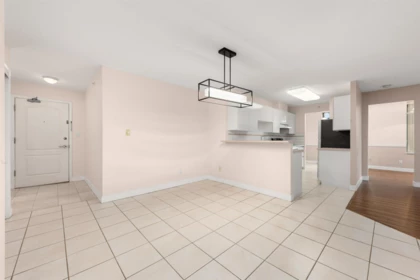306 6622 Southoaks Crescent, Burnaby, BC