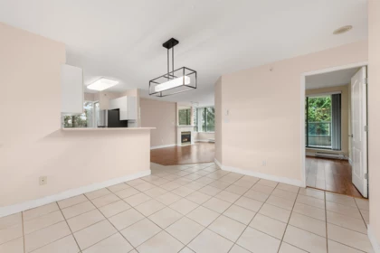 Kitchen Island Photo of 306 6622 Southoaks Crescent, Burnaby, BC