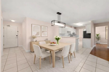 306 6622 Southoaks Crescent, Burnaby, BC