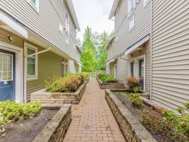 42 6965 Hastings Street, Burnaby, BC, Burnaby — Townhouse for sale