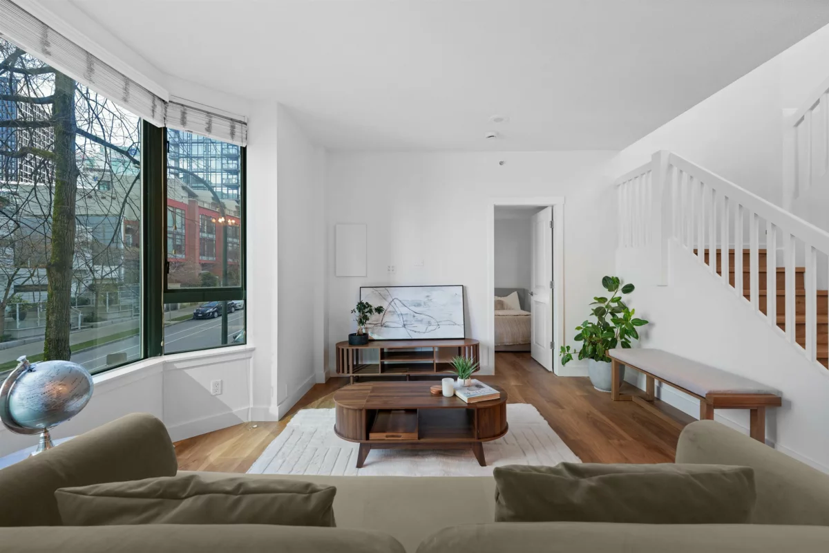 Dining Area Photo of 203 1238 Melville Street, Vancouver, BC