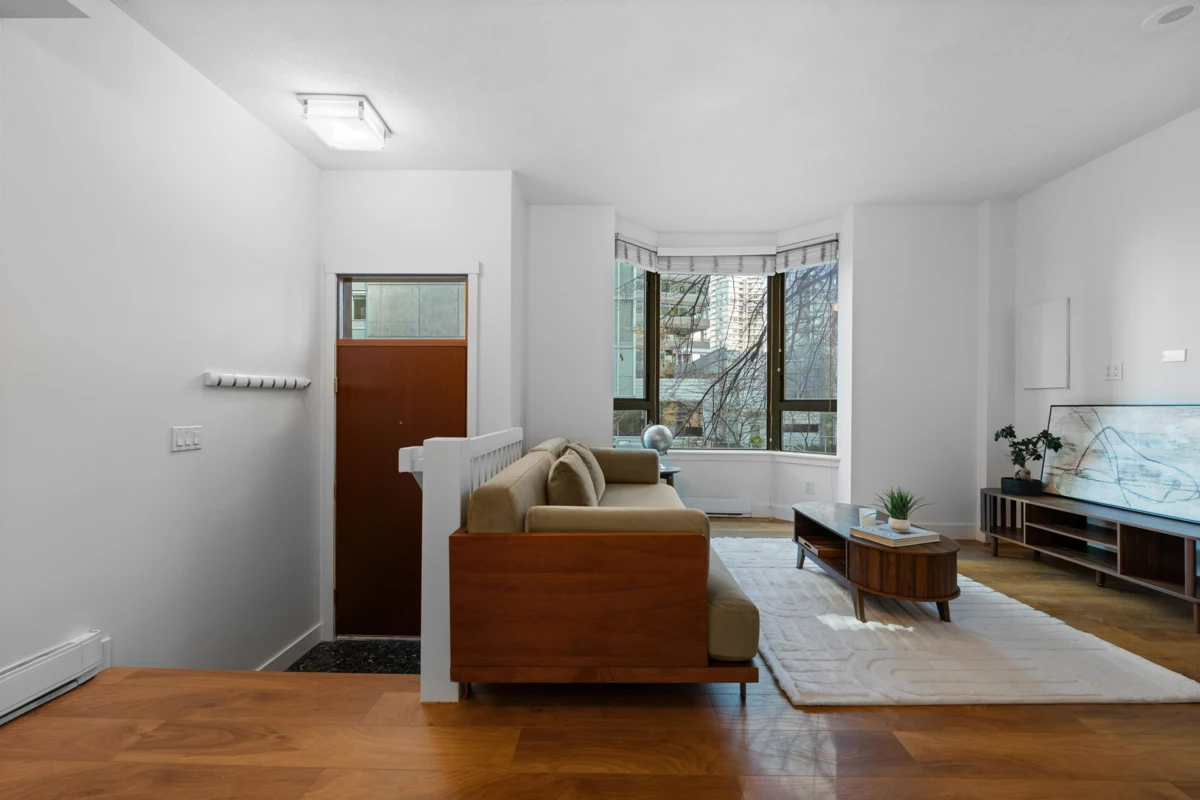 Kitchen Island Photo of 203 1238 Melville Street, Vancouver, BC