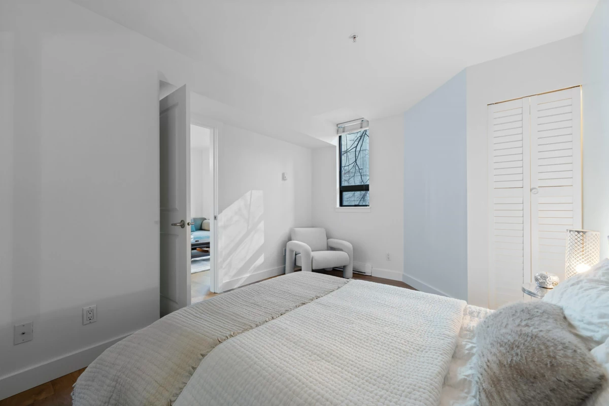 Laundry Room Photo of 203 1238 Melville Street, Vancouver, BC