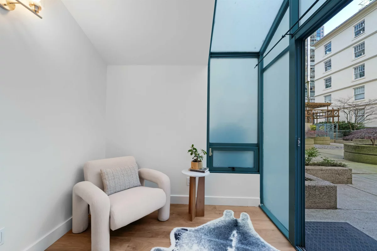 Loft / Bonus Room Photo of 203 1238 Melville Street, Vancouver, BC