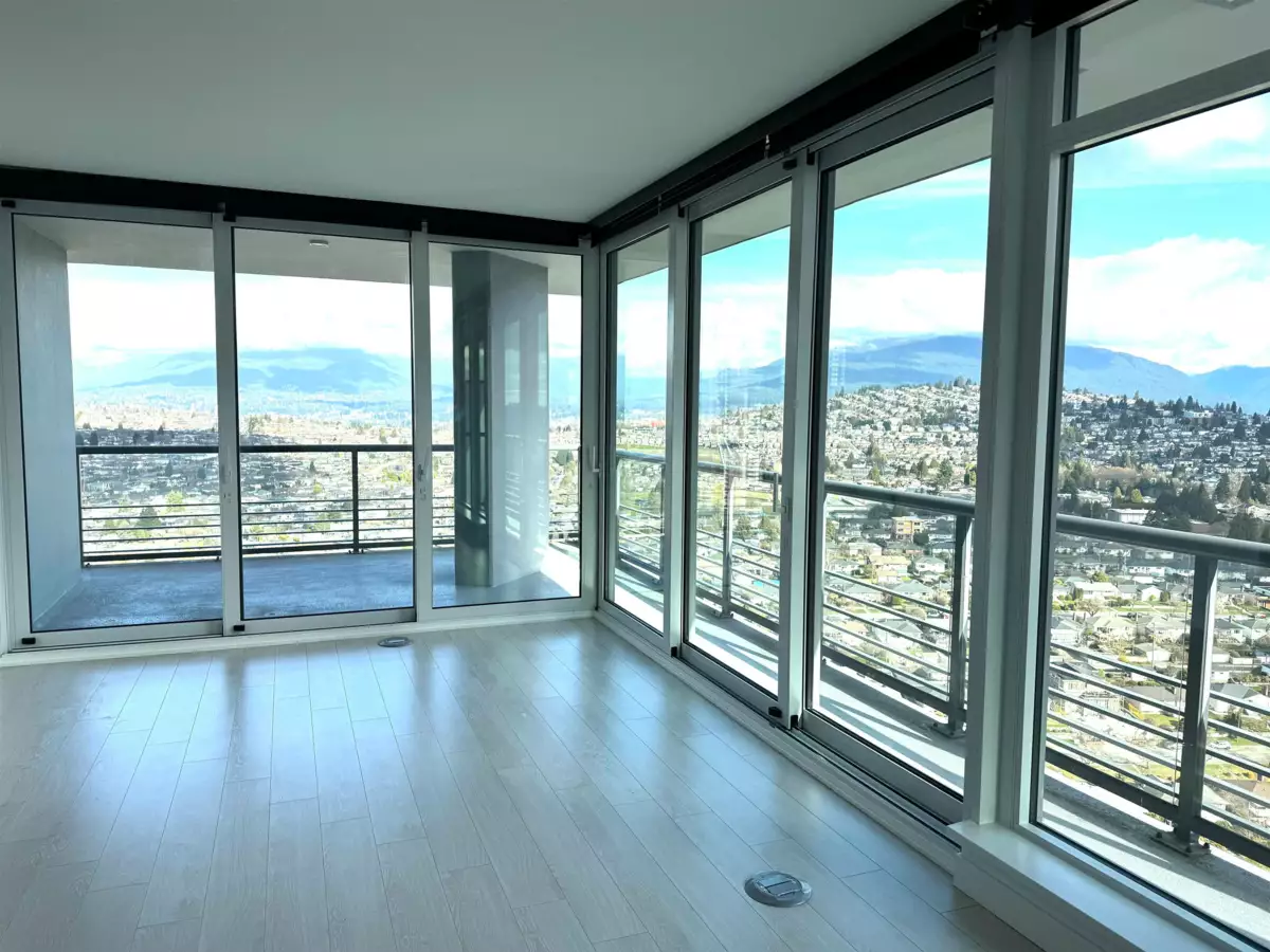 Living Room Photo of 3703 4720 Lougheed Highway, Burnaby, BC