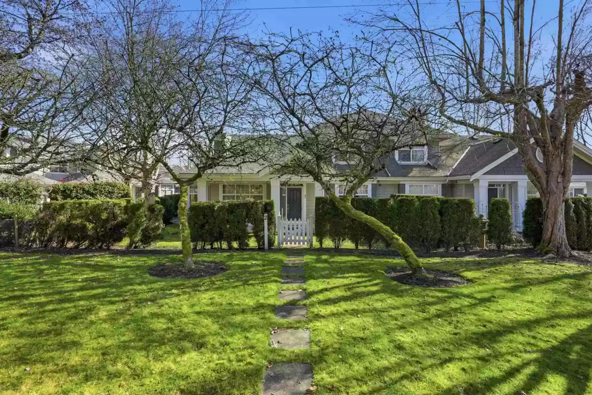 Hot Tub / Spa Photo of 2 5900 Ferry Road, Delta, BC