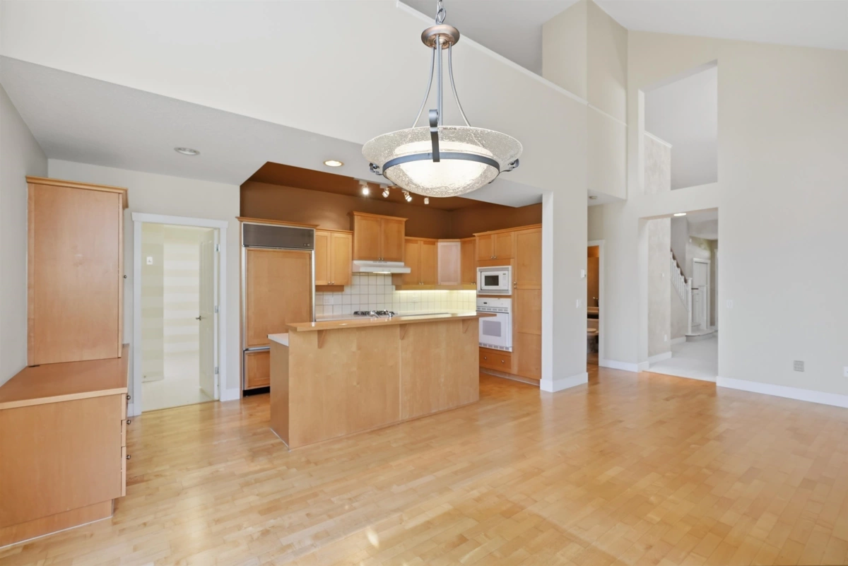 Living Room Photo of 2 5900 Ferry Road, Delta, BC