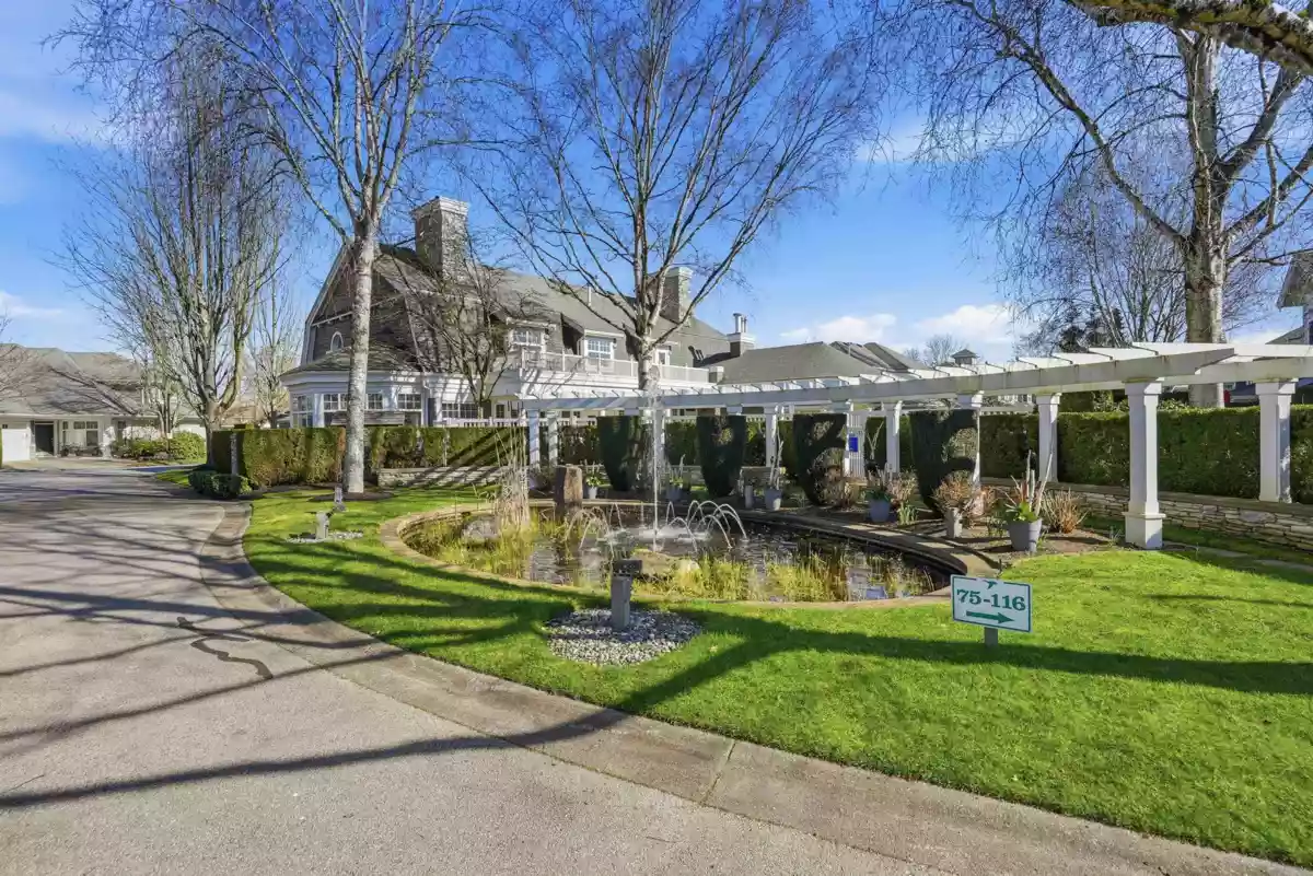 Outdoor Kitchen Photo of 2 5900 Ferry Road, Delta, BC