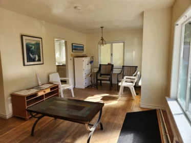 Breakfast Nook Photo of 4405 Marine Drive, West Vancouver, BC