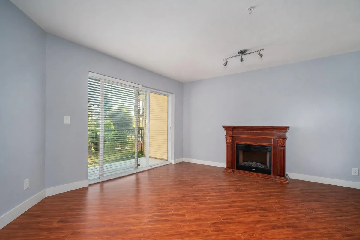 Living Room Photo of 202 2955 Diamond Crescent, Abbotsford, BC