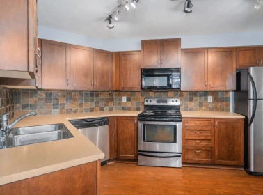 Primary Bedroom Photo of 202 2955 Diamond Crescent, Abbotsford, BC