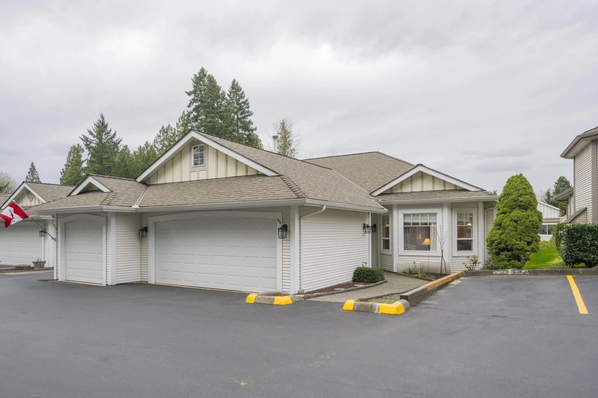Exterior Rear Photo of 313 20655 88 Avenue, Langley, BC