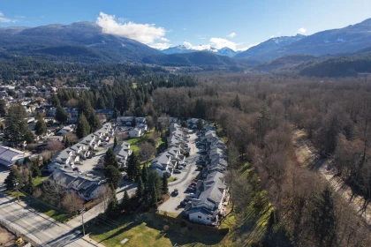 14 39920 Government Road, Squamish, BC, Squamish — Townhouse for sale