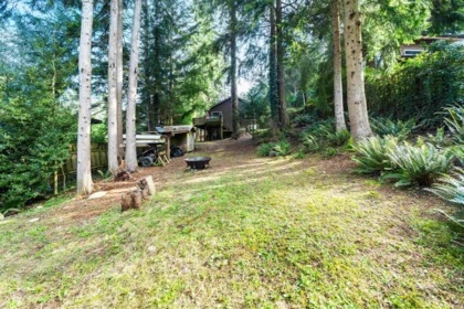Mudroom Photo of 576 Cowan Road, Bowen Island, BC
