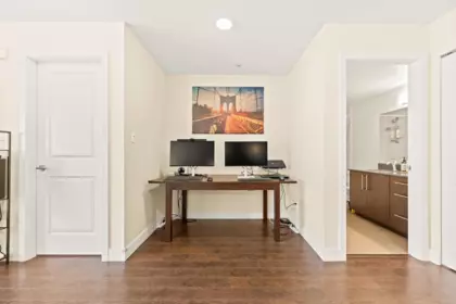 Bedroom 3 Photo of 219 15735 Croydon Drive, Surrey, BC