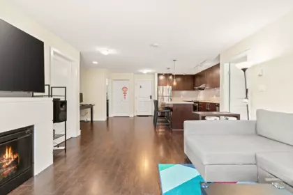 Breakfast Nook Photo of 219 15735 Croydon Drive, Surrey, BC