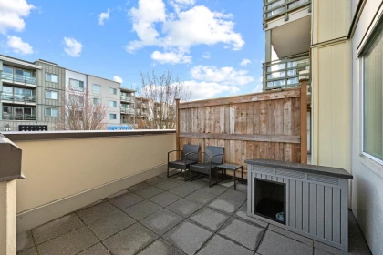 Laundry Room Photo of 219 15735 Croydon Drive, Surrey, BC