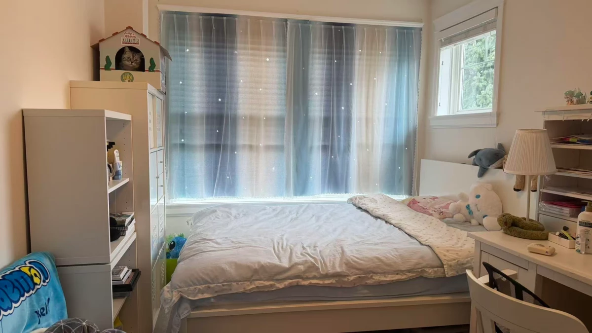 Family Room Photo of 9 9100 No. 3 Road, Richmond, BC