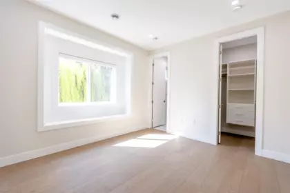 Hallway Photo of 11668 95a Avenue, Delta, BC