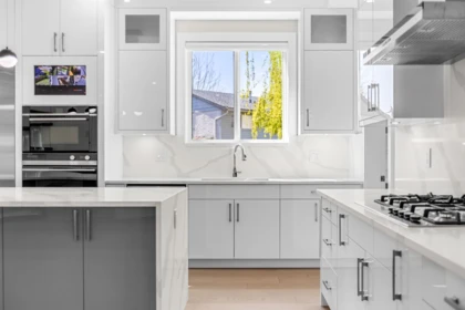 Walk-In Closet Photo of 11668 95a Avenue, Delta, BC