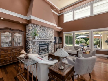 Breakfast Nook Photo of 4950 1 Avenue, Delta, BC