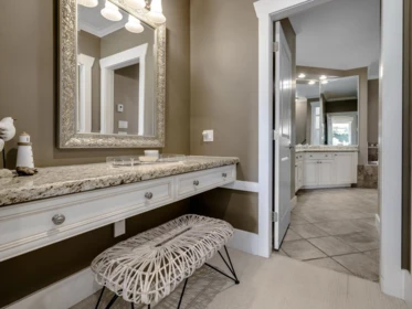 Office / Den Photo of 4950 1 Avenue, Delta, BC