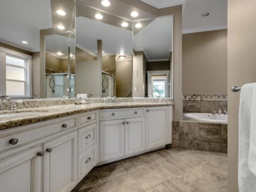 Powder Room Photo of 4950 1 Avenue, Delta, BC
