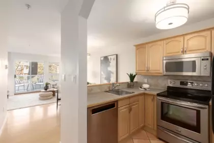 203 876 W 14th Avenue, Vancouver, BC, Vancouver — Apartment/Condo for sale