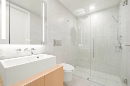 Powder Room Photo of 2902 1568 Alberni Street, Vancouver, BC