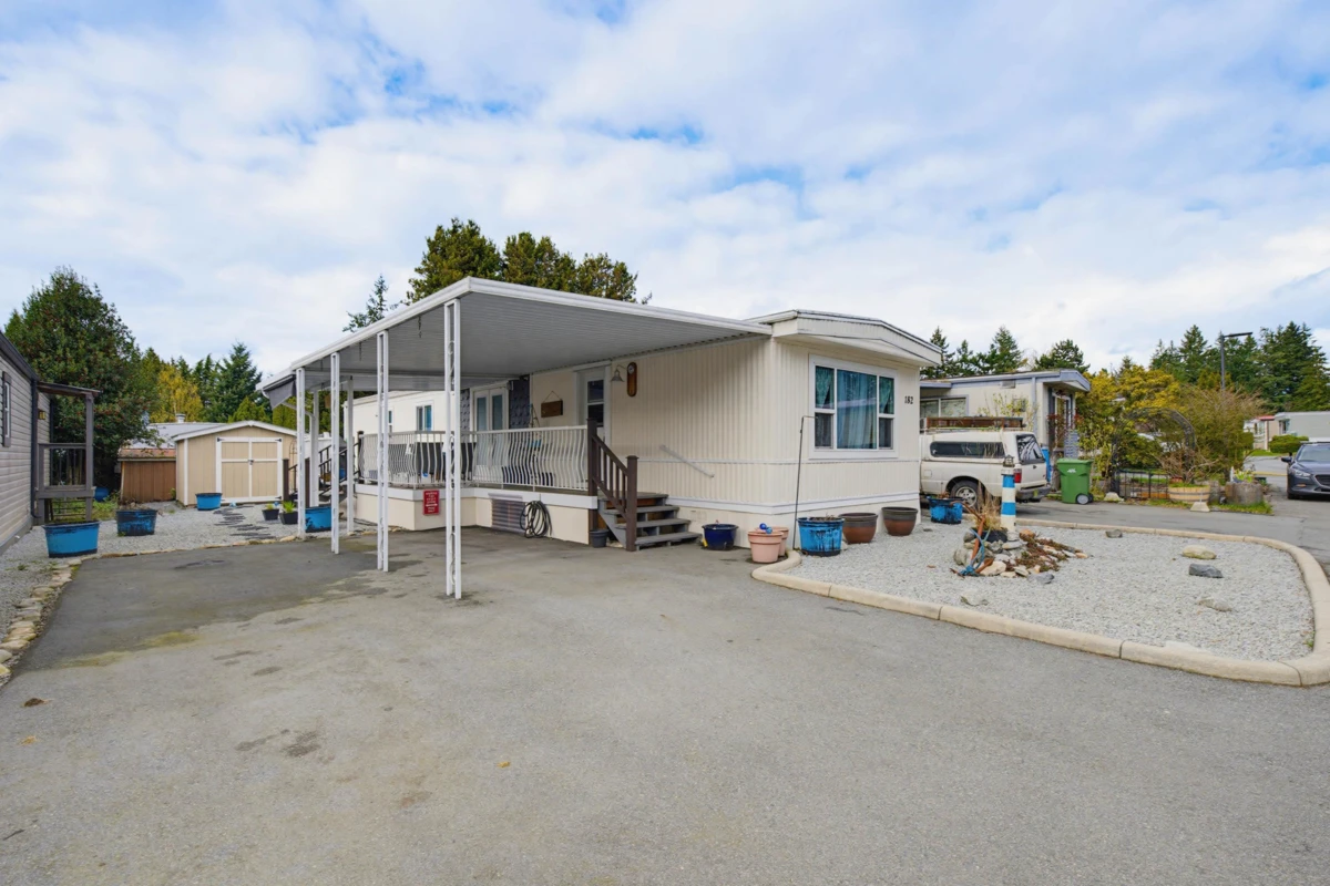 Living Room Photo of 182 3665 244 Street, Langley, BC
