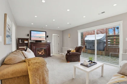 Kitchen Photo of 12891 Southridge Drive, Surrey, BC