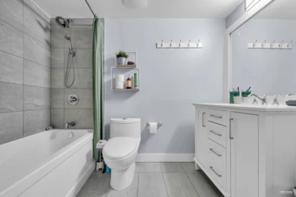 Guest Bathroom Photo of 301 6390 196 Street, Langley, BC