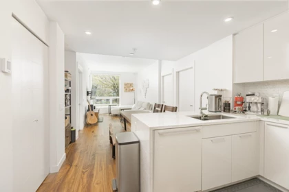 108 5058 Cambie Street, Vancouver, BC, Vancouver — Apartment/Condo for sale