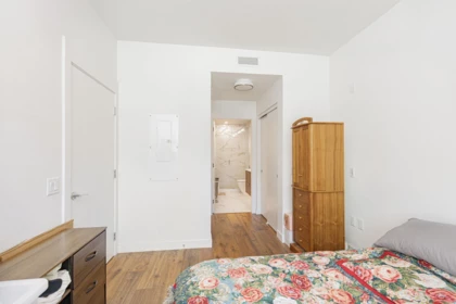 Walk-In Closet Photo of 108 5058 Cambie Street, Vancouver, BC