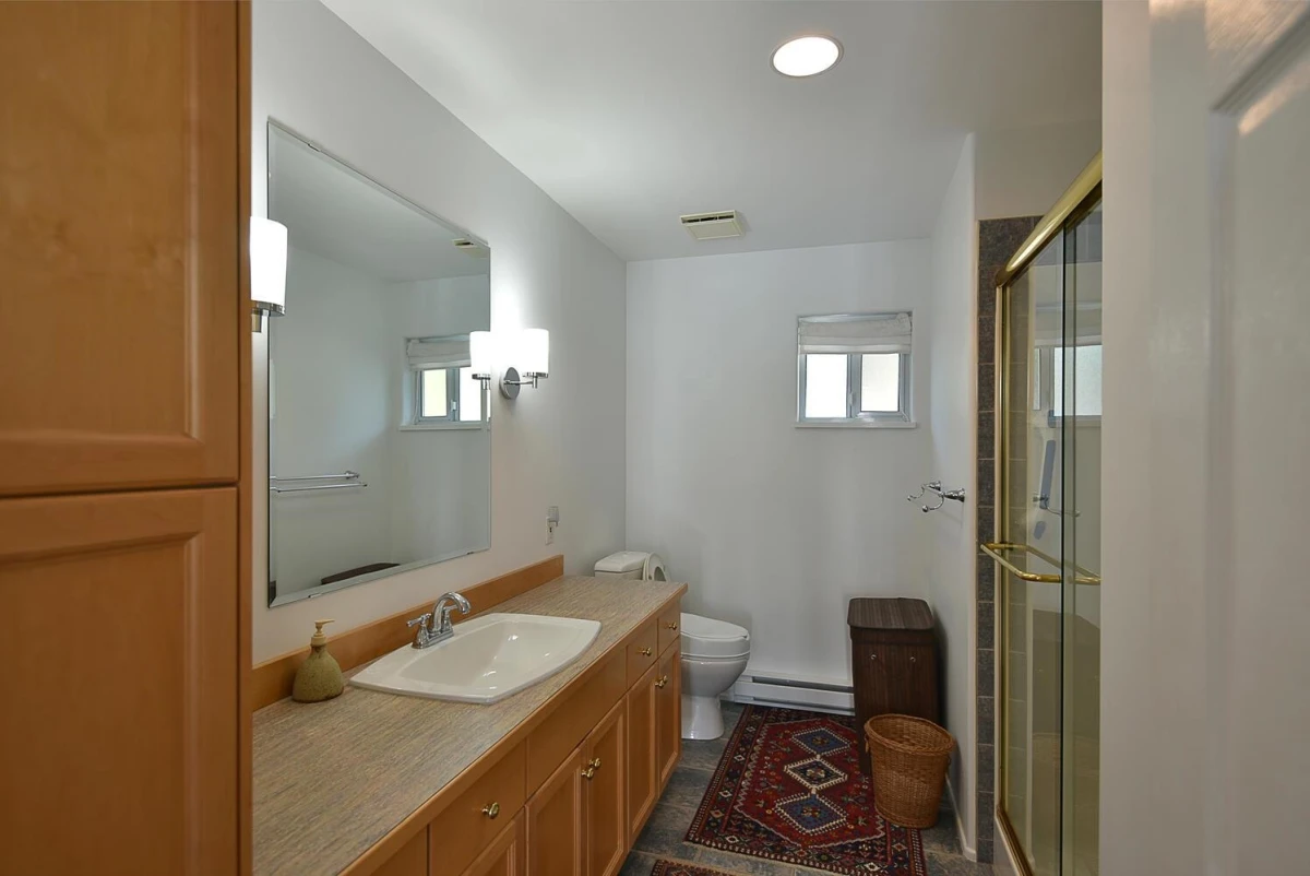 Laundry Room Photo of 9197 Truman Road, Halfmoon Bay, BC