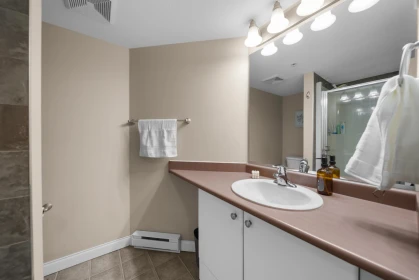 Office / Den Photo of 206 5488 198 Street, Langley, BC