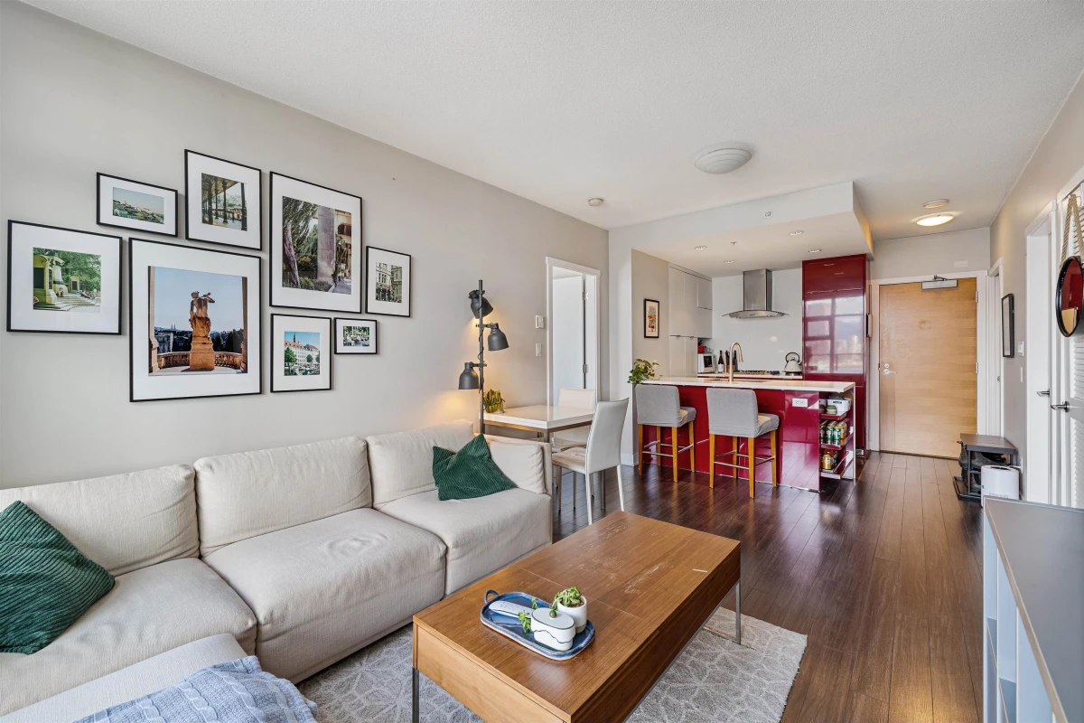 Exterior Rear Photo of 820 1777 W 7th Avenue, Vancouver, BC