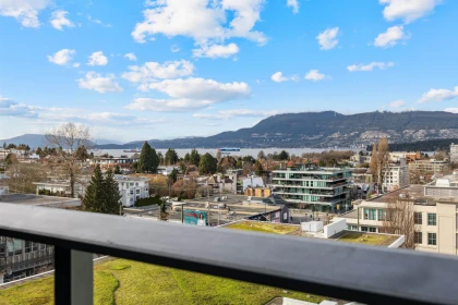 Staircase Photo of 820 1777 W 7th Avenue, Vancouver, BC