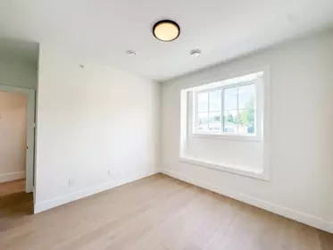 Hallway Photo of 2 21092 Wicklund Avenue, Maple Ridge, BC